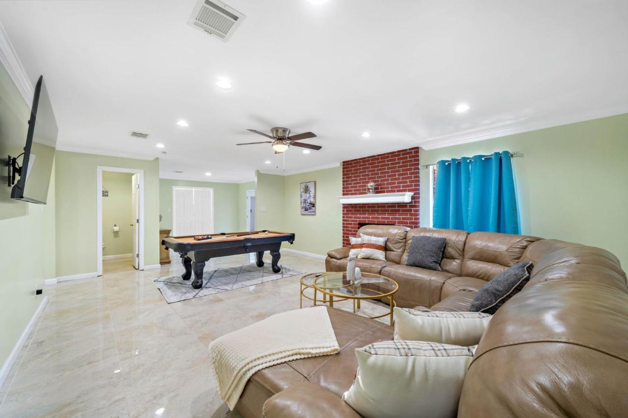 Pool Oasis Games Wifi Bbq Yard Sleep 16 Villa ฮูสตัน ภายนอก รูปภาพ