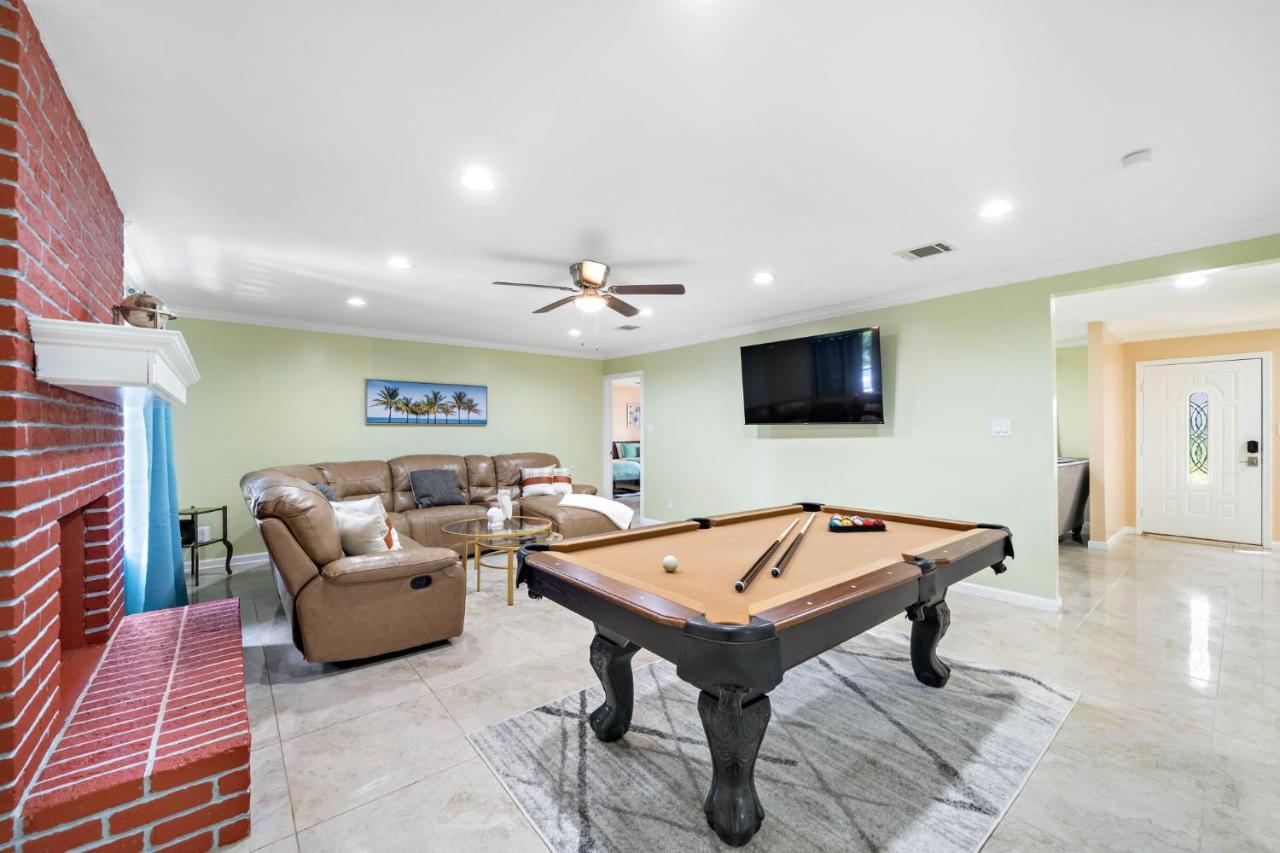 Pool Oasis Games Wifi Bbq Yard Sleep 16 Villa ฮูสตัน ภายนอก รูปภาพ